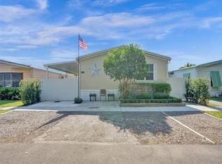 550 NW 214th Ave, Pembroke Pines, FL 33029