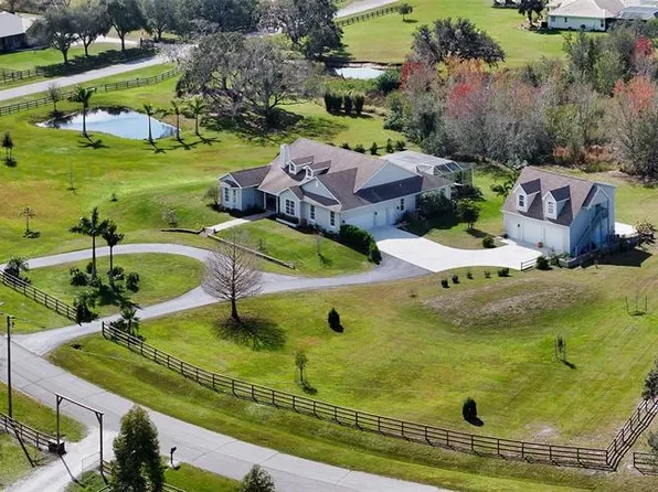 1996 Bel Air Star Pkwy, Sarasota, FL 34240