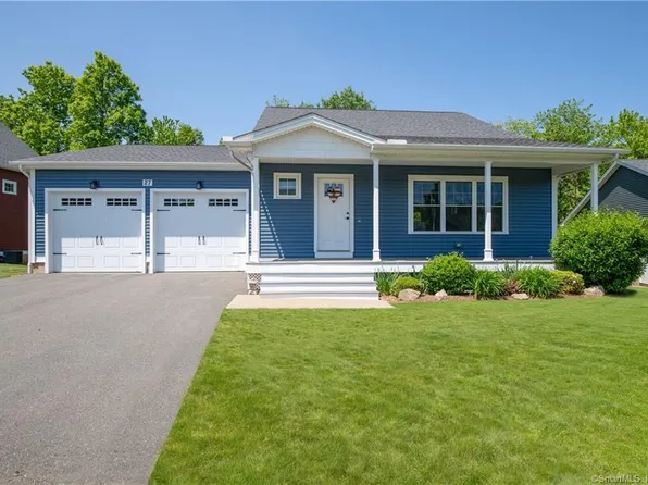 27 Chapman Chase #27, Windsor Locks, CT 06096