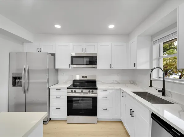 6200 NW 44th Street #106, Lauderhill, FL 33319