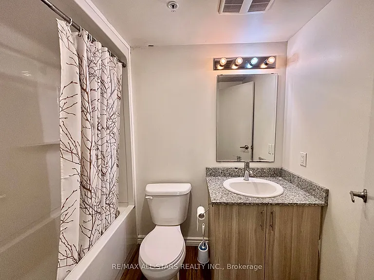 275 Larch St #307 — Photo 8