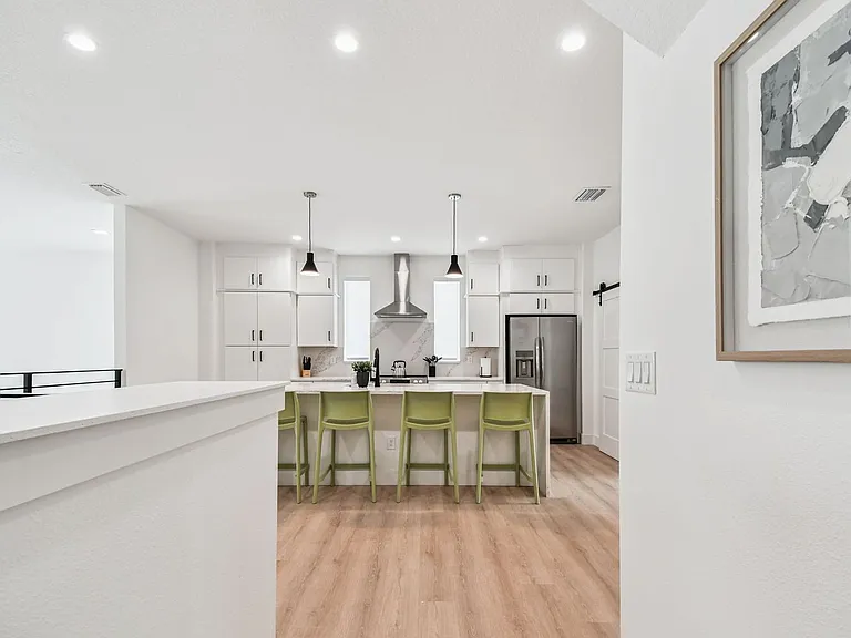 3826 Pompano Dr SE — Photo 53
