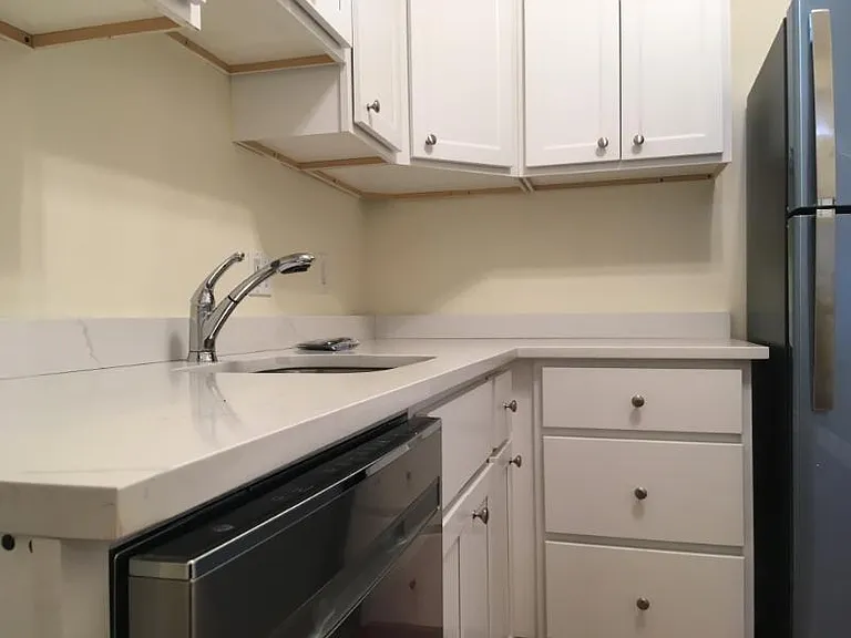 33-44 Orkney Rd. — Photo 6