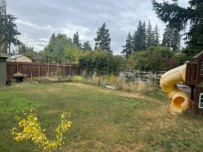 1819 B St — Photo 12