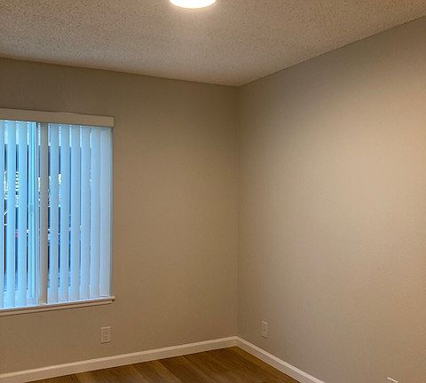 5th image of 187 Cameron Ct