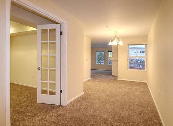 4th image of 4343 Roosevelt Way NE APT 406