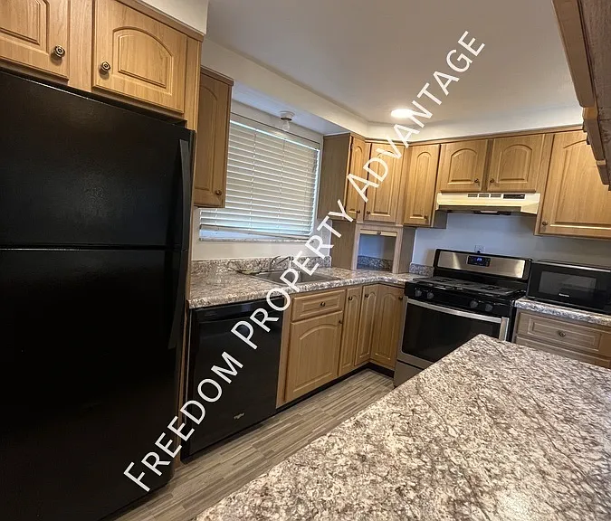 800 Flint Rd — Photo 11