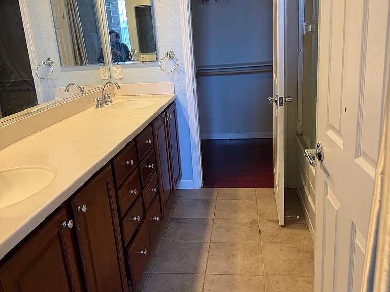 3105 Jetty Dr — Photo 8
