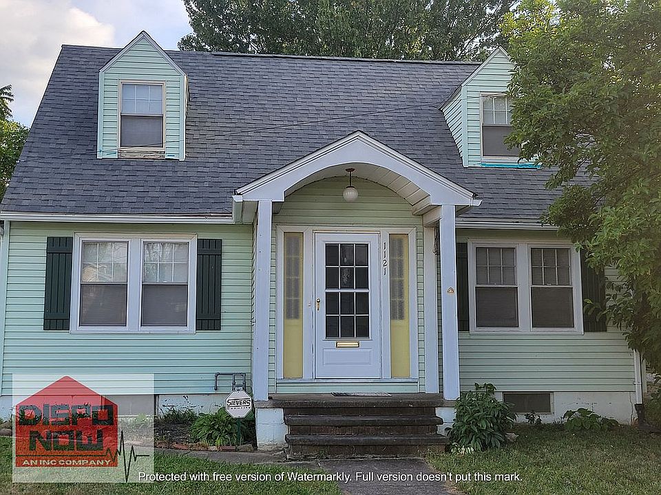 1st image of 1121 W 21st St