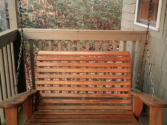 Front porch swing