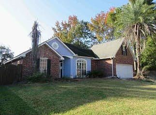 3rd image of 127 Anna St