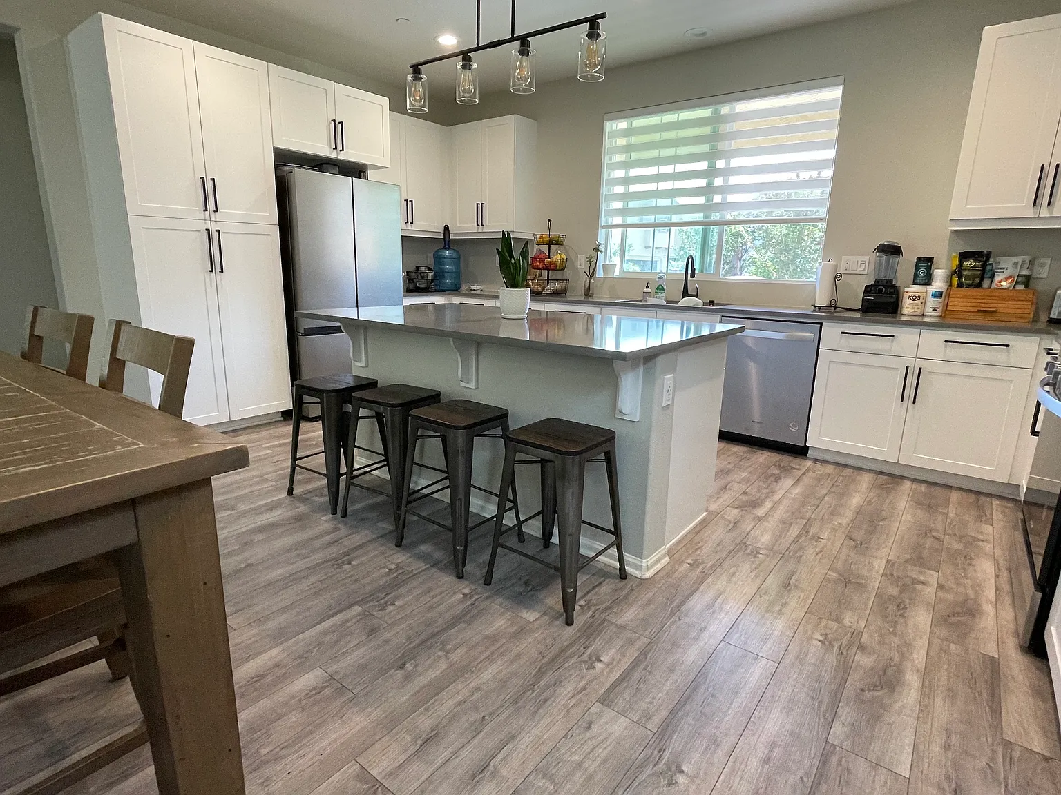 1593 Bath Ave — Photo 4