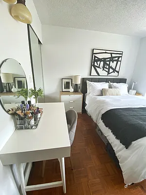 Rented by Level Group | media 17
