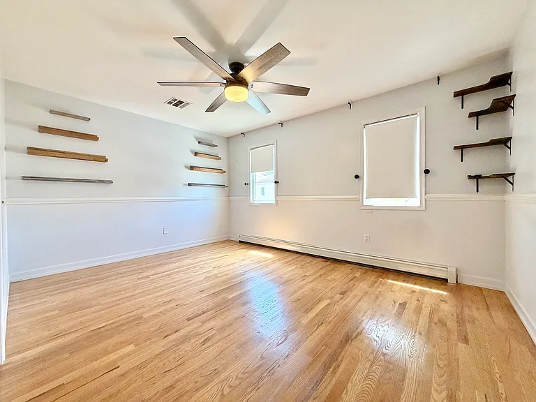 204 Sneden Ave #2 — Photo 21