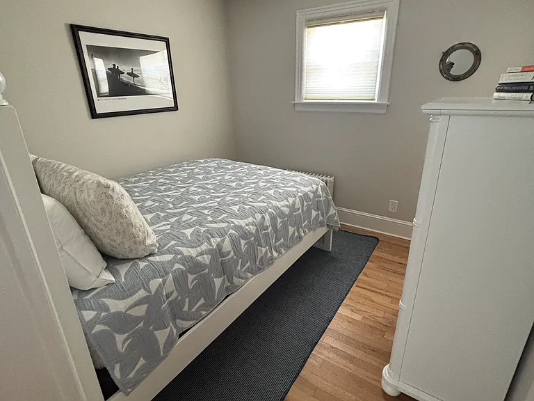 111 Cedar Ave — Photo 8