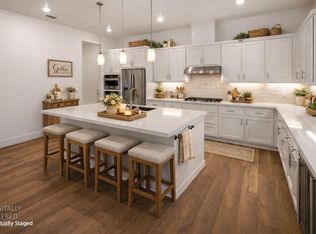 446 Canyon Creek Dr, Auburn, CA