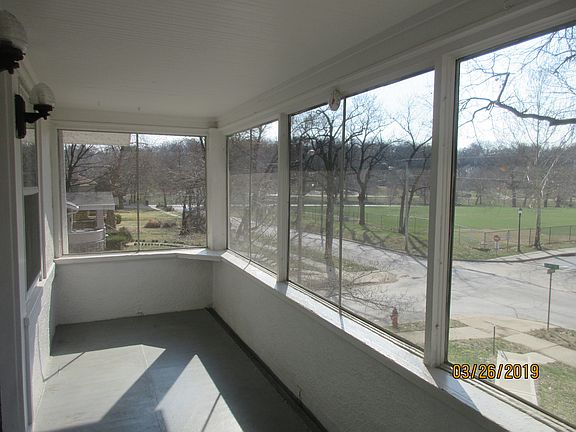 3rd image of 1400 W 51st St