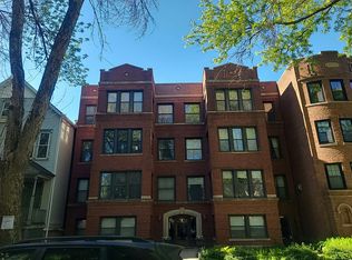 1445 W Warner Ave APT 1E, Chicago, IL 60613