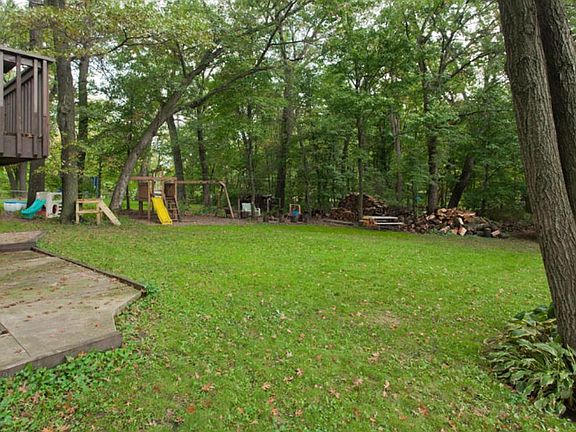 2nd image of 16755 Hastings St NE