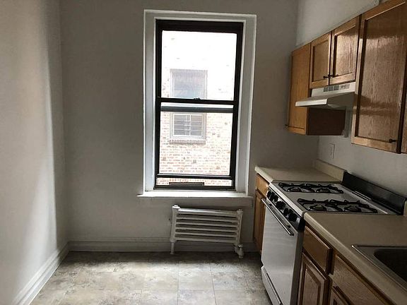 2nd image of 8346 118th St APT 4H