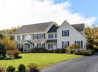 1052 Tyler Dr, Newtown Square, PA 19073