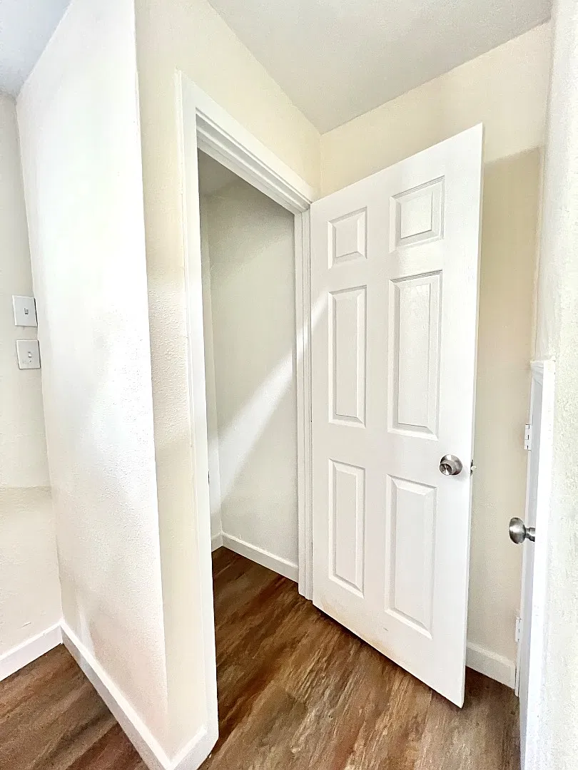 Renovated 2-Bed Near Bishop Arts | Huge, Shared Backyard — Photo 4
