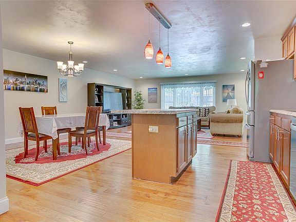 5th image of 4642 Longspur Dr