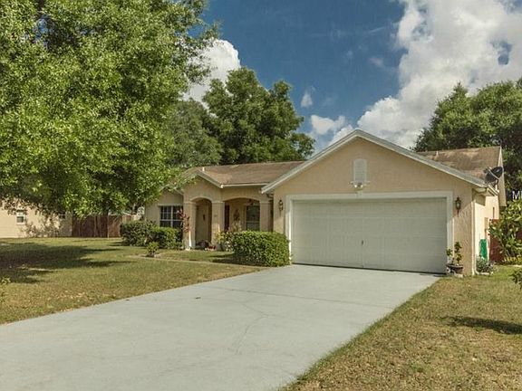3rd image of 747 Oakpoint Cir