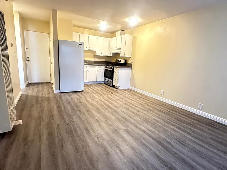2614 Griffin Ave #18 — Photo 7