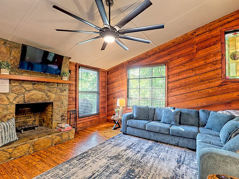 4960 Laurel Lodge Rd #101 — Photo 3
