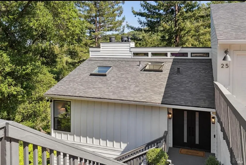 Building Photo - 25 Palomino Cir