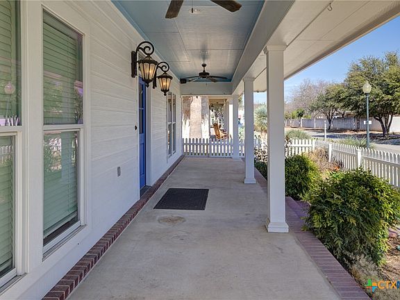 4th image of 2273 Gruene Lake Dr