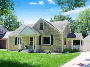 1711 S 45th St, Lincoln, NE 68506