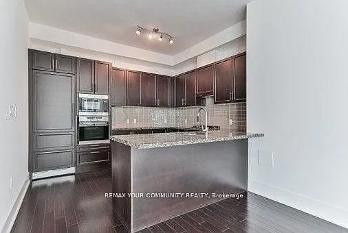 39 Queens Quay E #815 — Photo 19