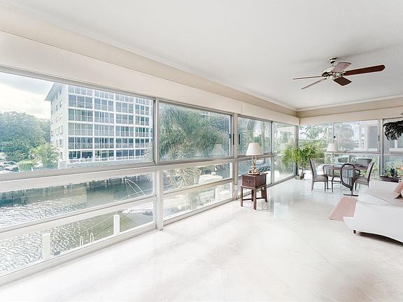 5th image of 3090 NE 48th Street #207