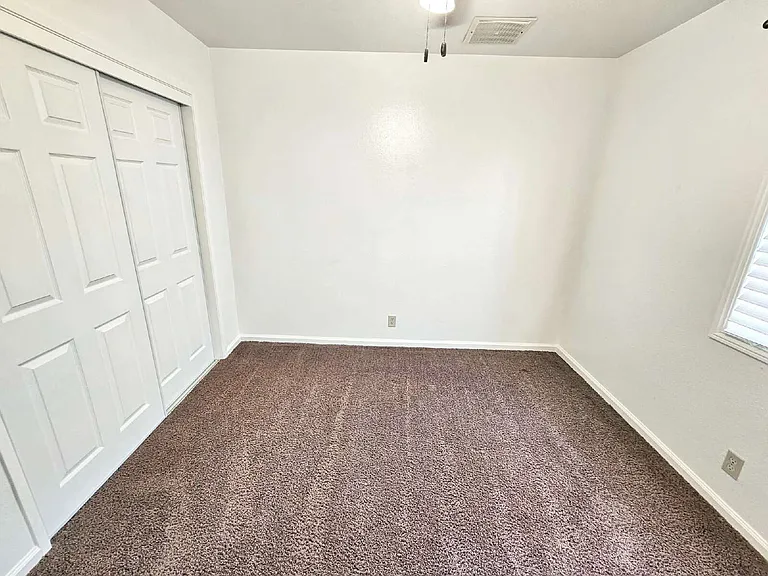 528 Heatherglen Dr — Photo 14