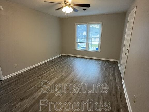 5th image of 356 Broad St APT J