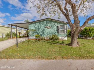 4423 Twin Lakes Dr, Melbourne, FL 32934