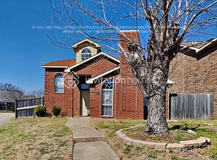 1351 Overlook Dr, Lewisville, TX 75067