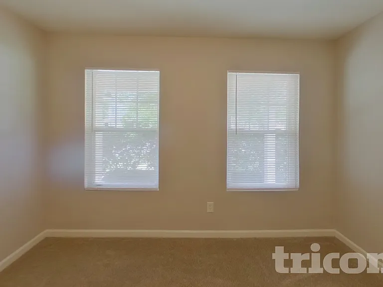 4201 Broadstairs Dr — Photo 12
