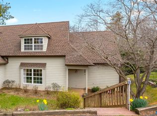1059 Amber Ridge Rd, Charlottesville, VA 22901