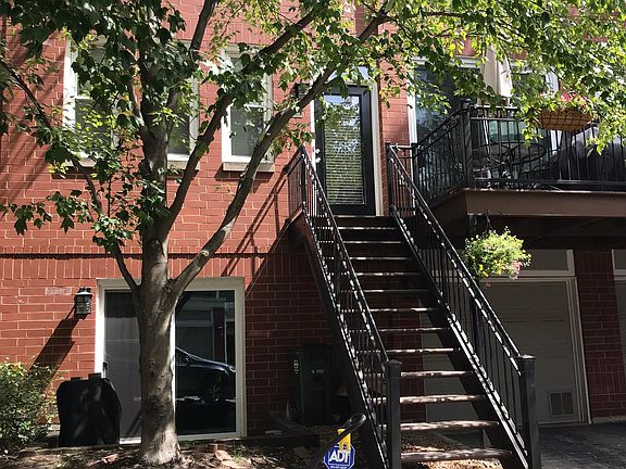 2nd image of 2825 N Wolcott Ave APT J