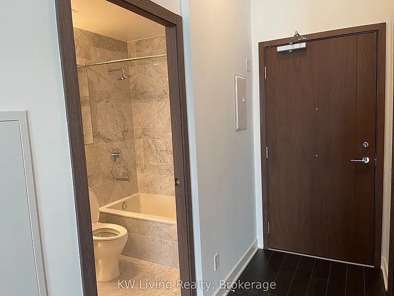 19 Bathurst St #4210 — Photo 14