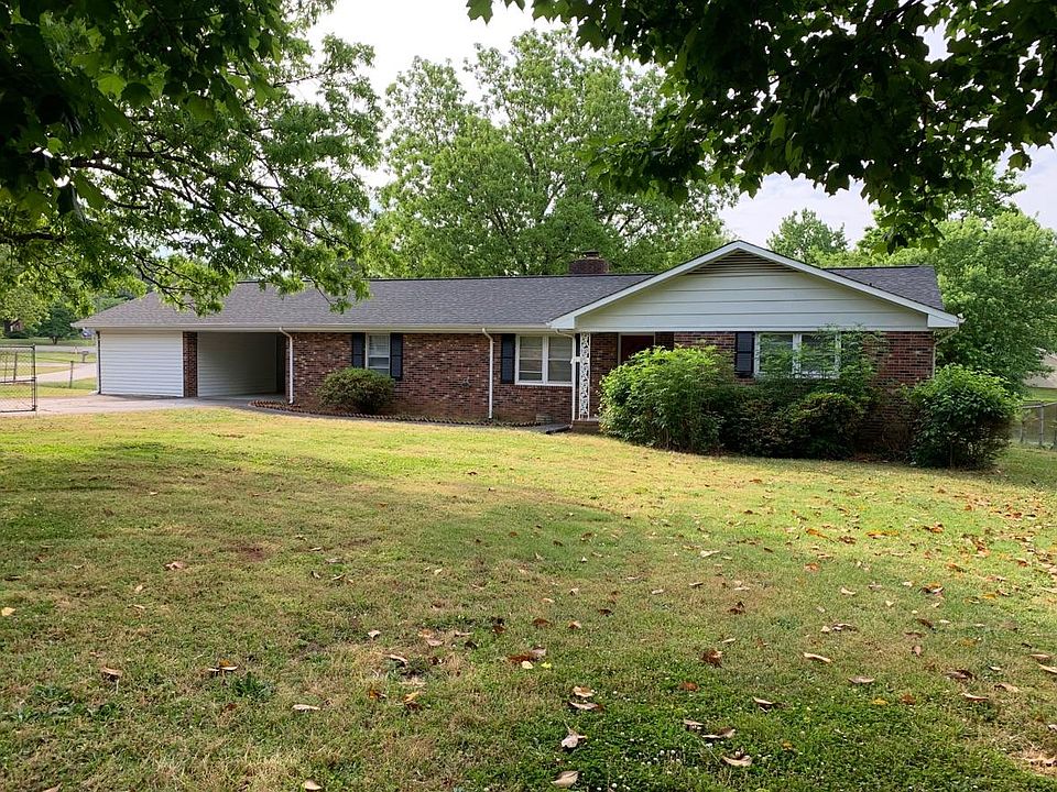 1st image of 609 Conifer Cir