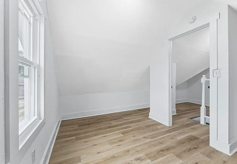 212 Dunkard Ave — Photo 10