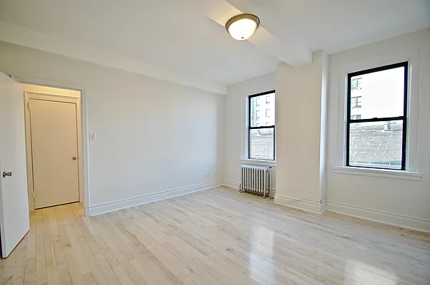 Rented by Bohemia Realty Group | media 21