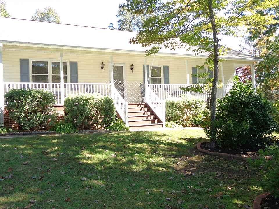 1st image of 6 Fox Creek Cir