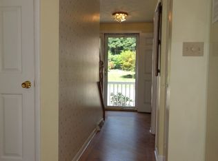 132 Oak Pointe Dr, Monroeville, PA 15146