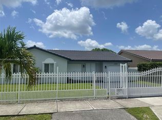 15342 SW 177th Ter, Miami, FL 33187