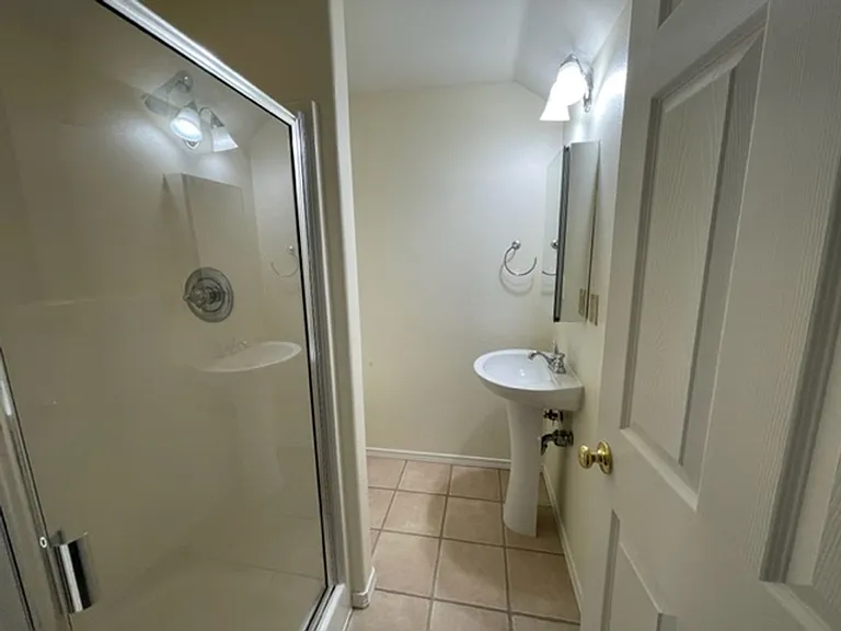 12242 SW Breyman Ave — Photo 13